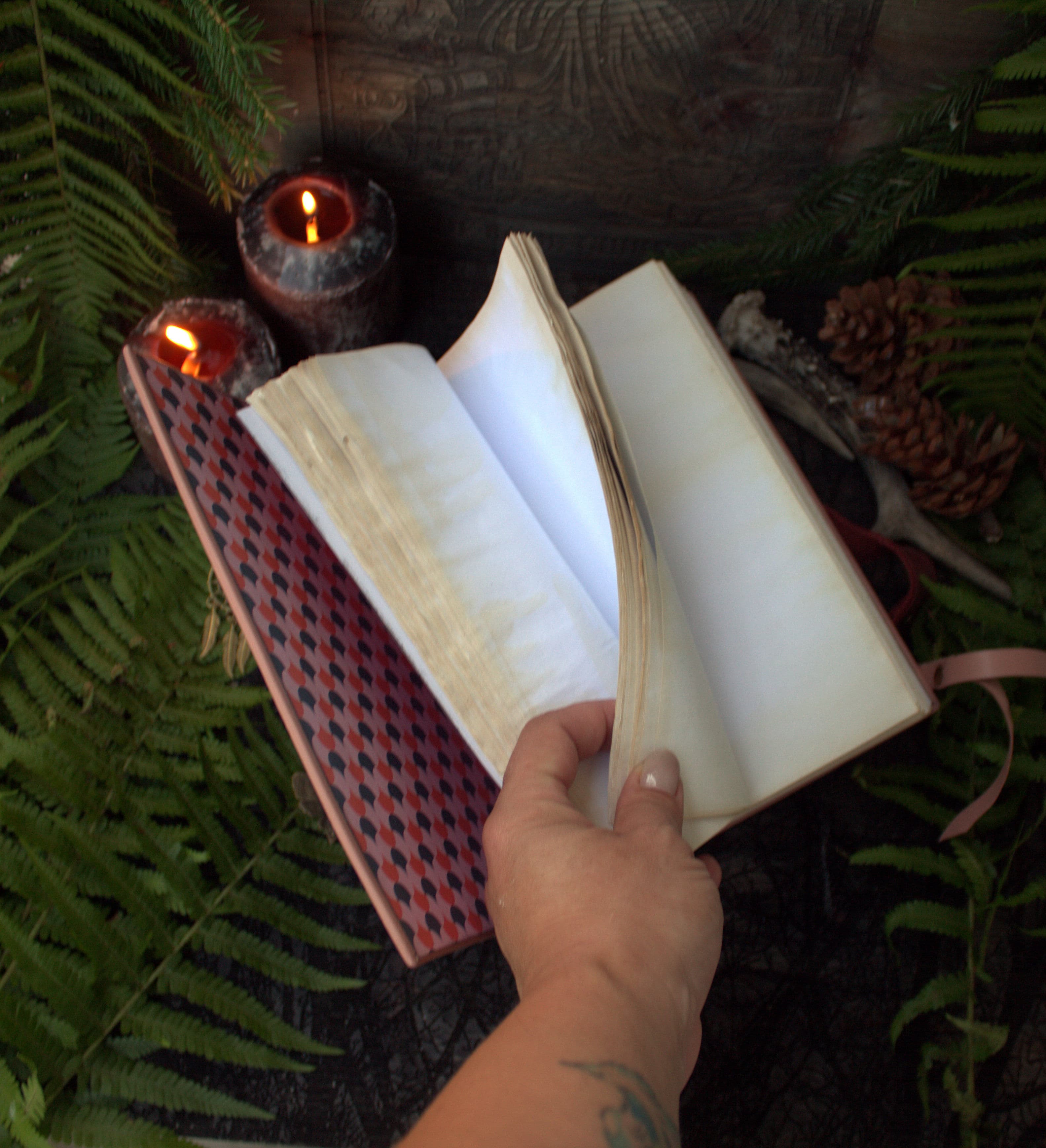 Pink Leather Locking Grimoire, Witchcraft Spell Book, Book of Shadows thumbnail 6