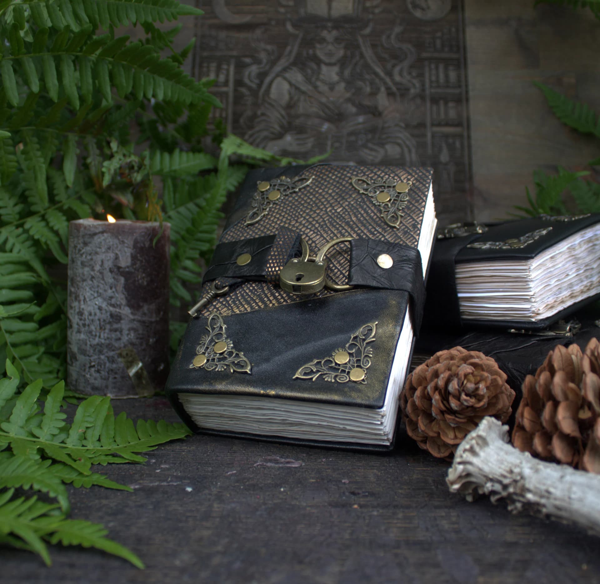 Handmade leather Grimoire A6 Journal with Lock and Key, Spell Book of Shadows thumbnail 9