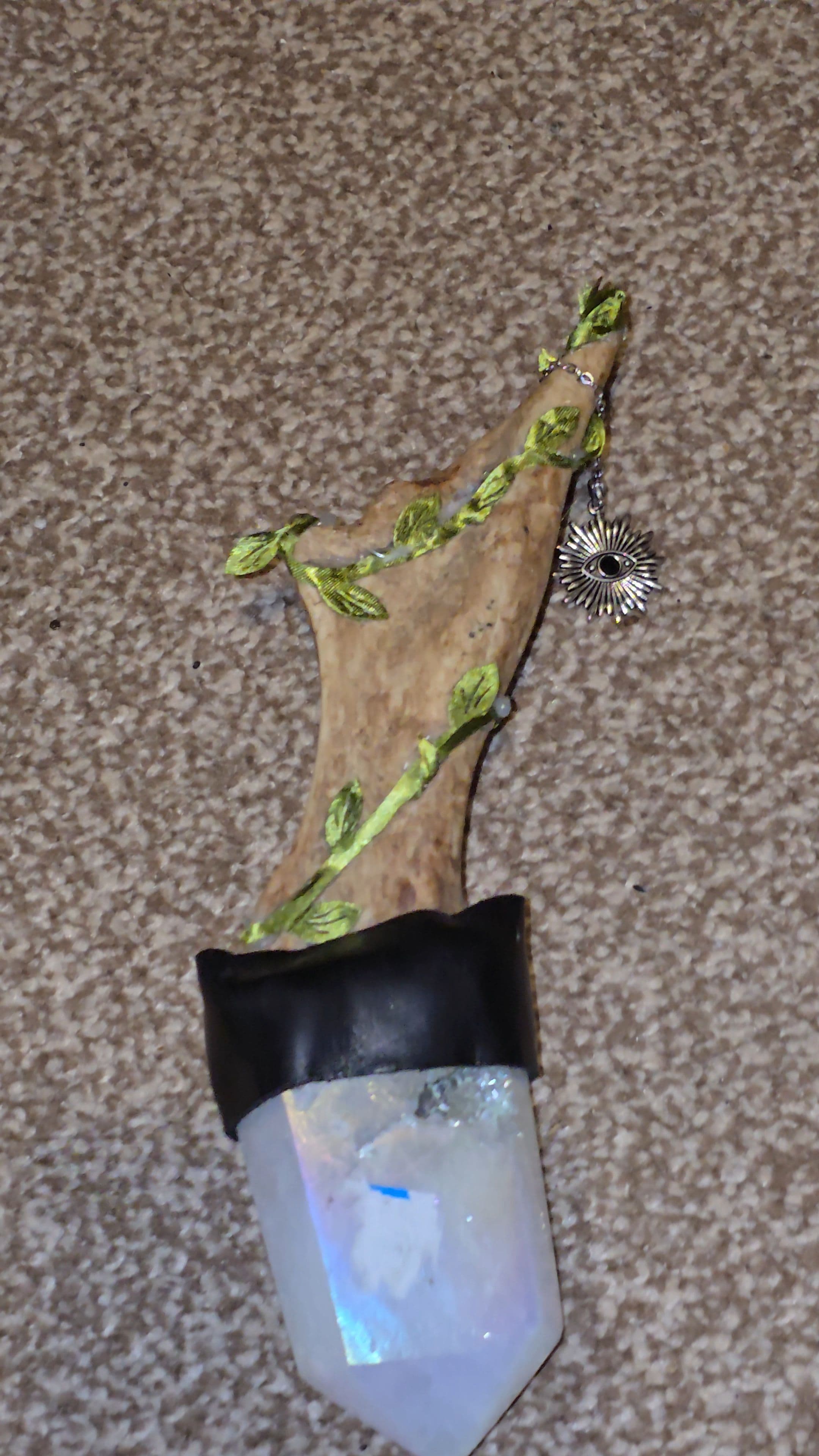 Deer Antler Crystal Wands thumbnail 3