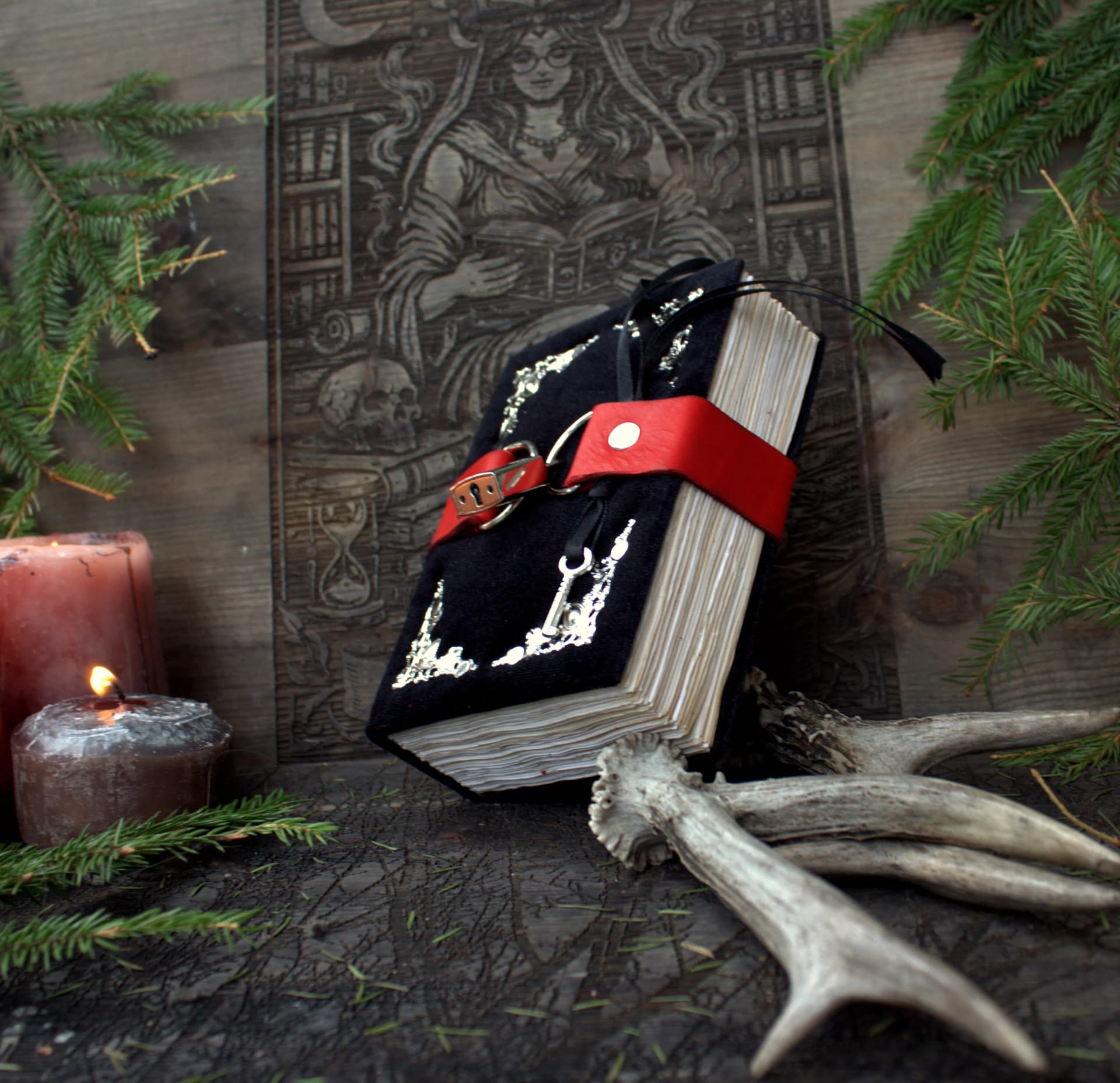 Handmade Velvet Grimoire Journal with Lock, Aged Pages thumbnail 4