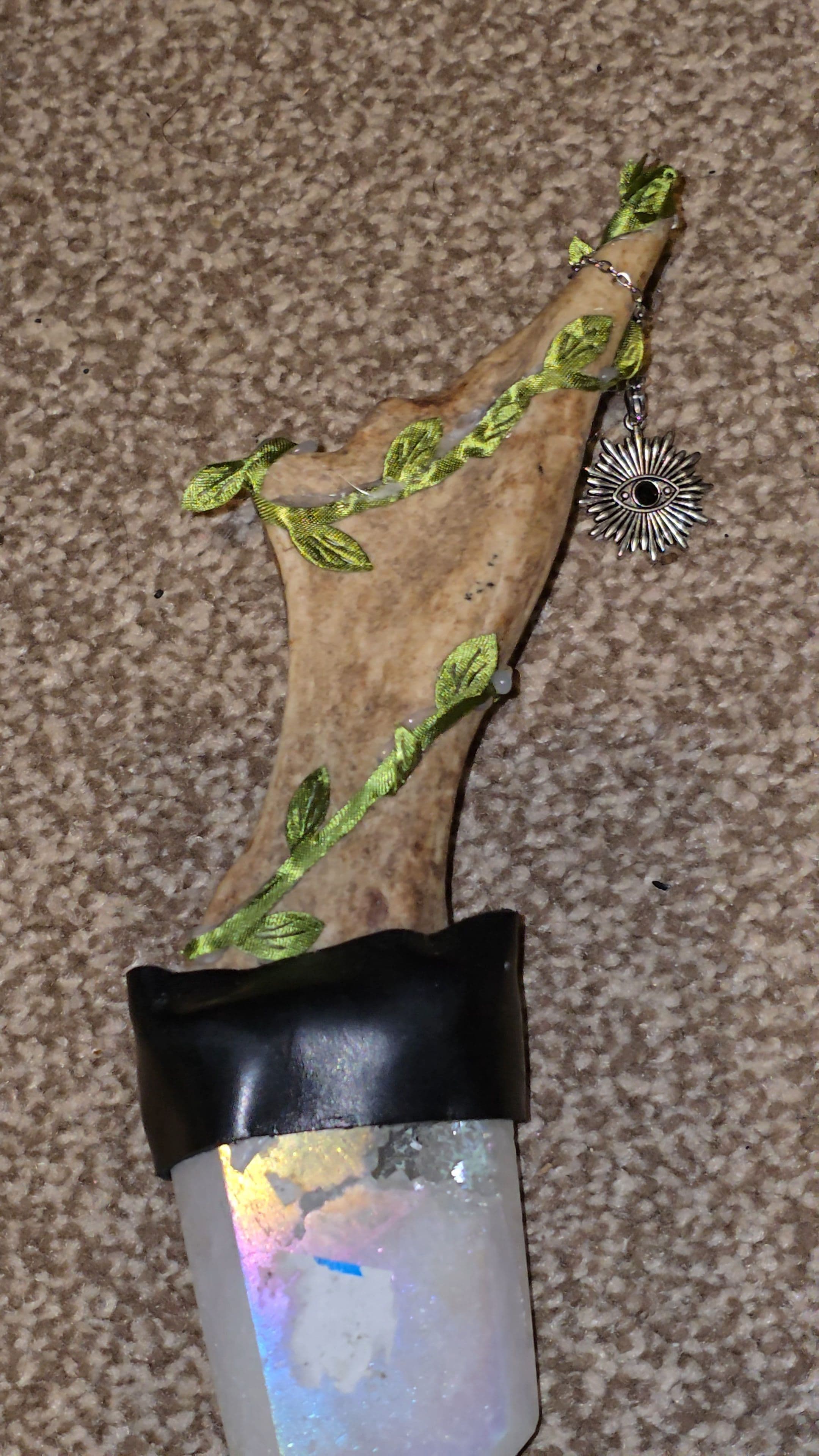 Deer Antler Crystal Wands thumbnail 4