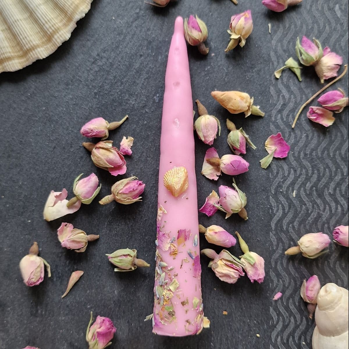 Aphrodite Offering Candle - Image 1