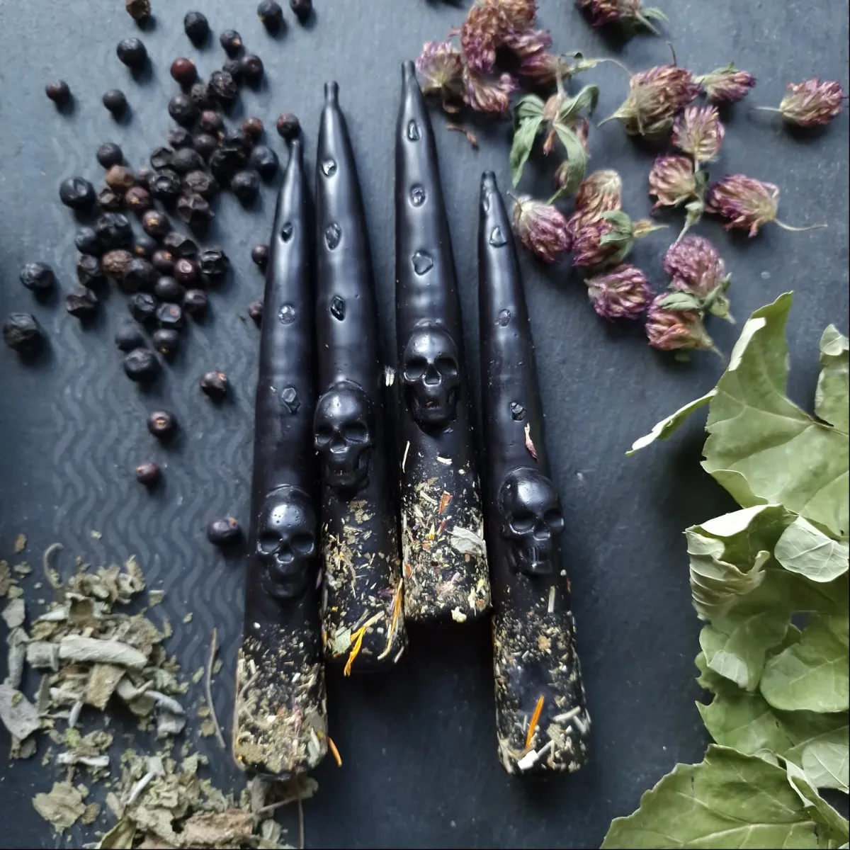 Release & Rebirth Ritual Candle - Image 1